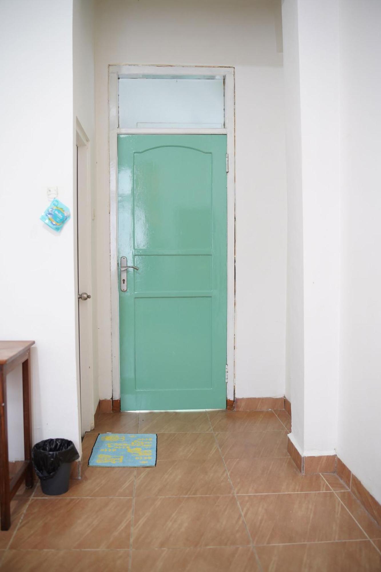Wisma Grace アンボン エクステリア 写真